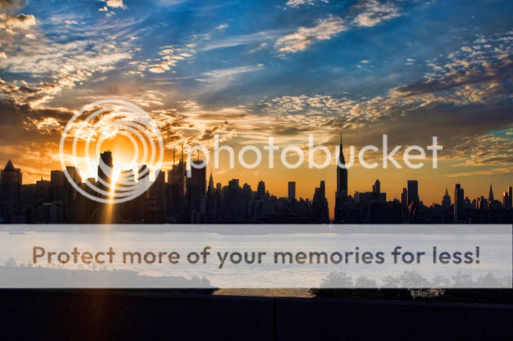 IMAGE: http://i658.photobucket.com/albums/uu307/NeMahooch/IMG_0929.jpg