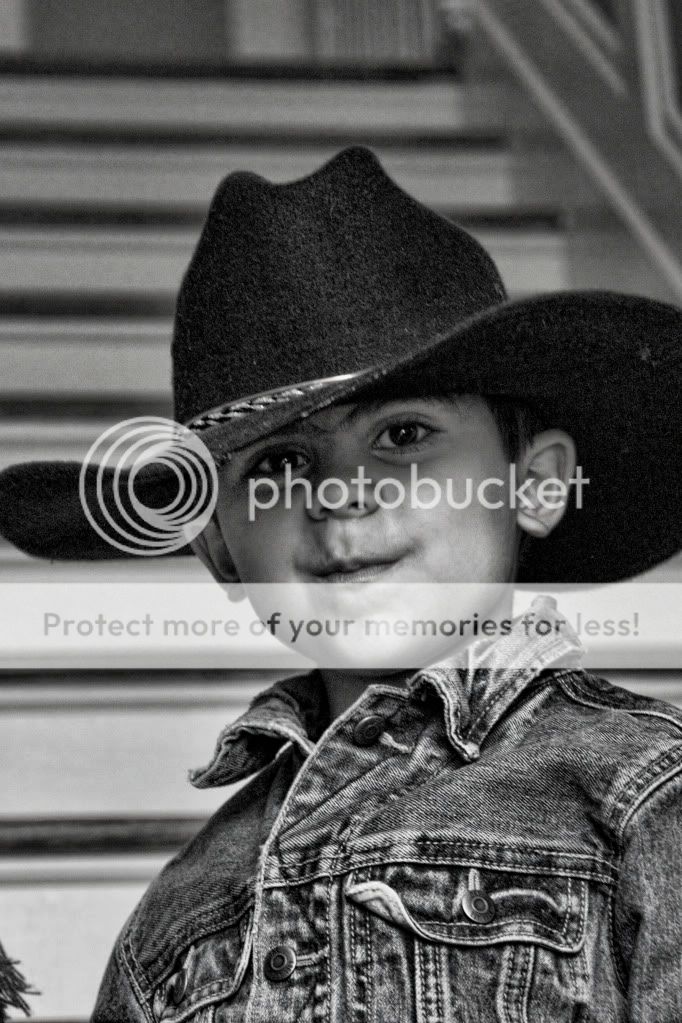 IMAGE: http://i658.photobucket.com/albums/uu307/NeMahooch/IMG_3652.jpg