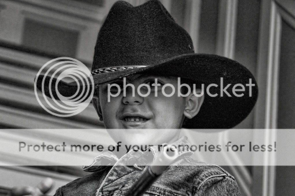 IMAGE: http://i658.photobucket.com/albums/uu307/NeMahooch/IMG_3659.jpg