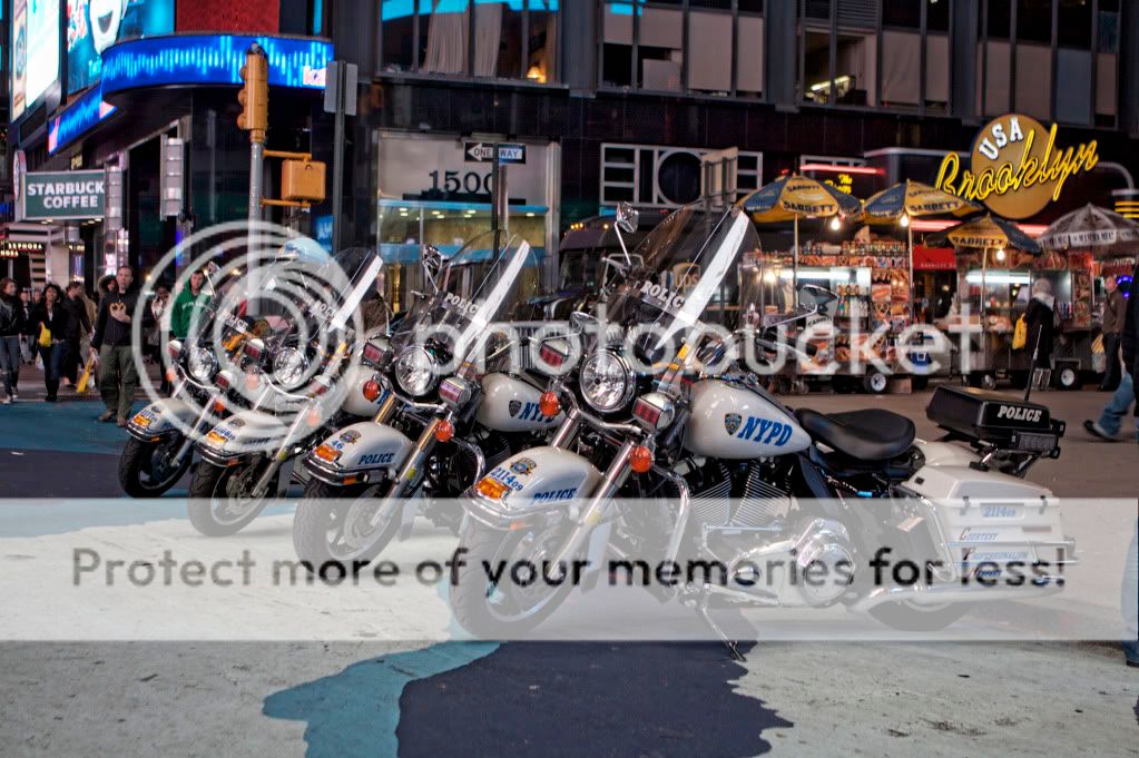 IMAGE: http://i658.photobucket.com/albums/uu307/NeMahooch/IMG_4797.jpg