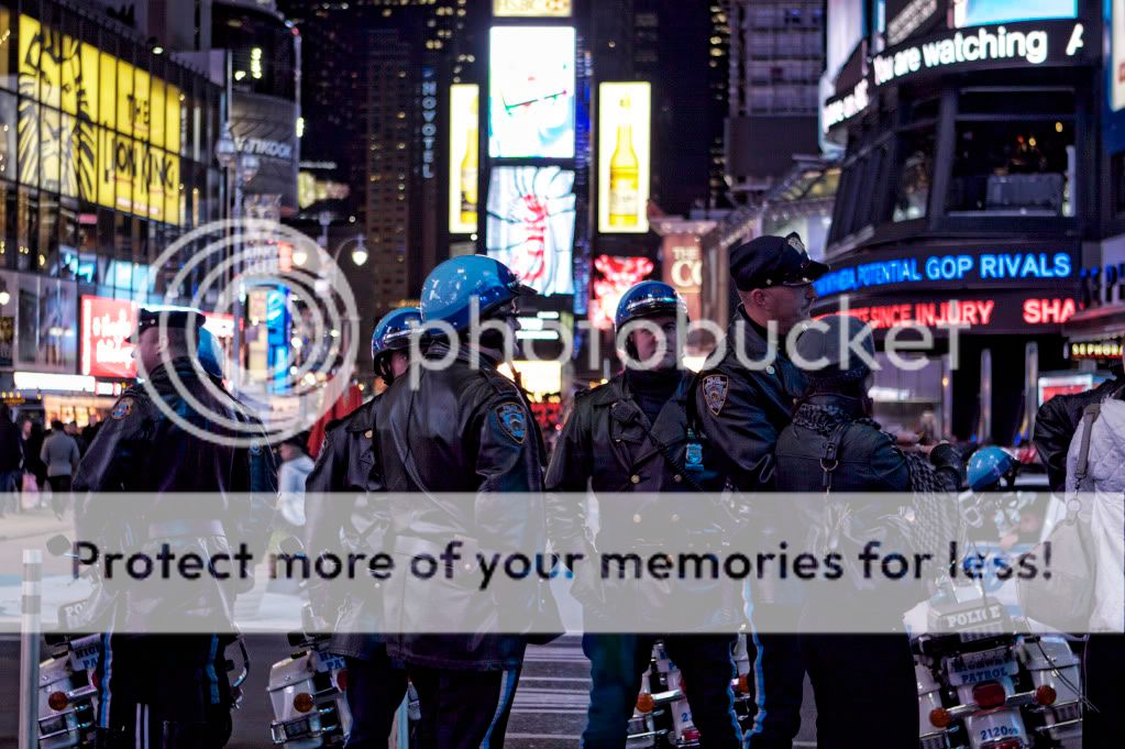 IMAGE: http://i658.photobucket.com/albums/uu307/NeMahooch/IMG_4806.jpg