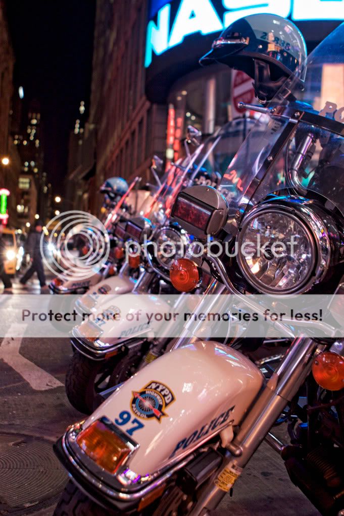 IMAGE: http://i658.photobucket.com/albums/uu307/NeMahooch/IMG_4820.jpg