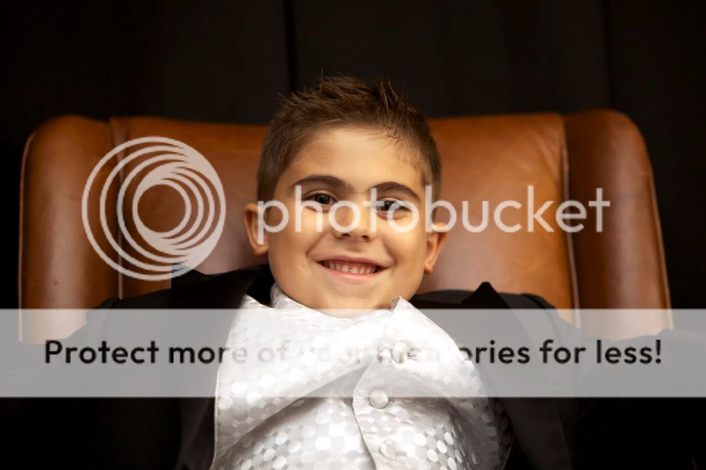 IMAGE: http://i658.photobucket.com/albums/uu307/NeMahooch/IMG_8186.jpg