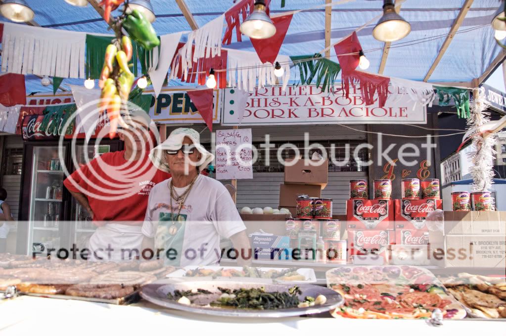 IMAGE: http://i658.photobucket.com/albums/uu307/NeMahooch/IMG_8910.jpg