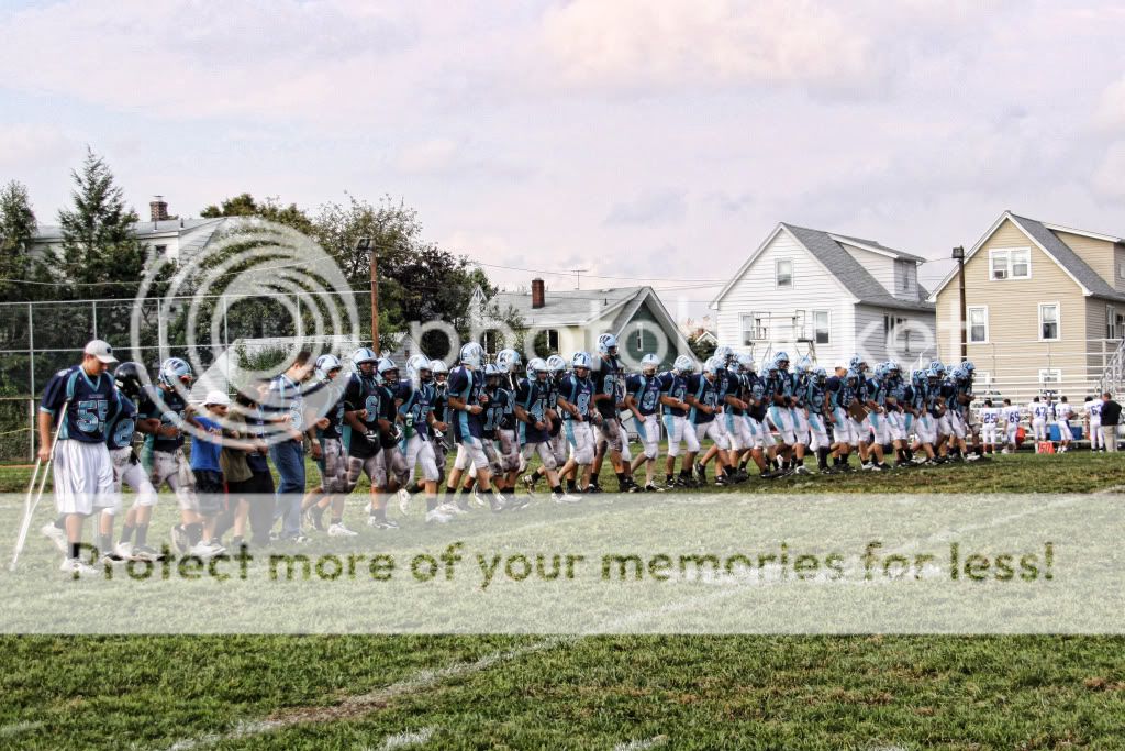 IMAGE: http://i658.photobucket.com/albums/uu307/NeMahooch/Spring%202010/fav274.jpg