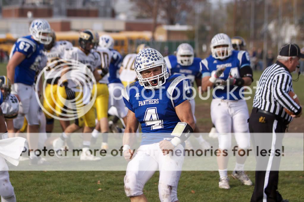 IMAGE: http://i658.photobucket.com/albums/uu307/NeMahooch/fav1IMG_2871.jpg