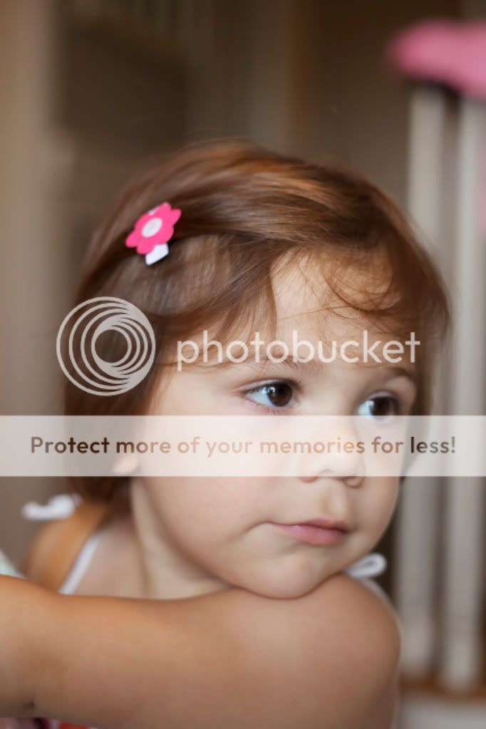 IMAGE: http://i658.photobucket.com/albums/uu307/NeMahooch/random%20people/IMG_4141.jpg