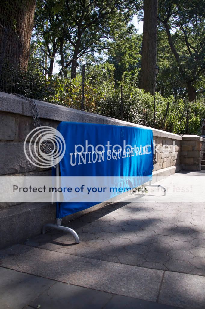 IMAGE: http://i658.photobucket.com/albums/uu307/NeMahooch/renaissance%20faire/IMG_7078.jpg